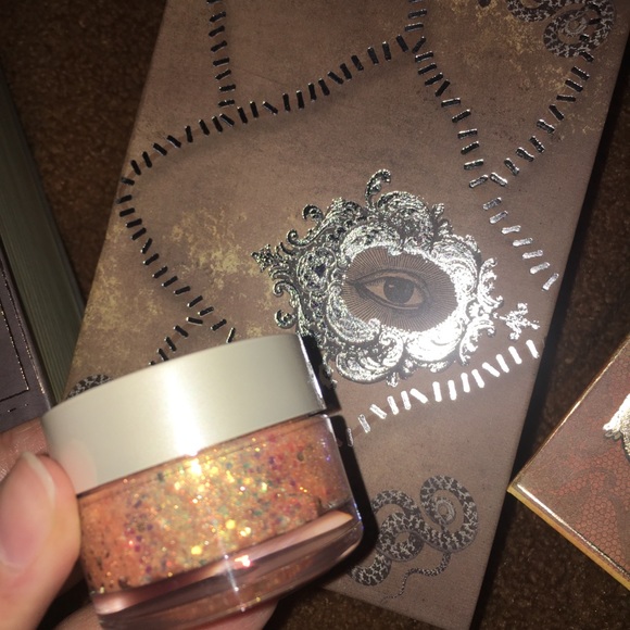 ‼️SALE Hocus Pocus Limited Edition Sold Out Makeup - Picture 4 of 11